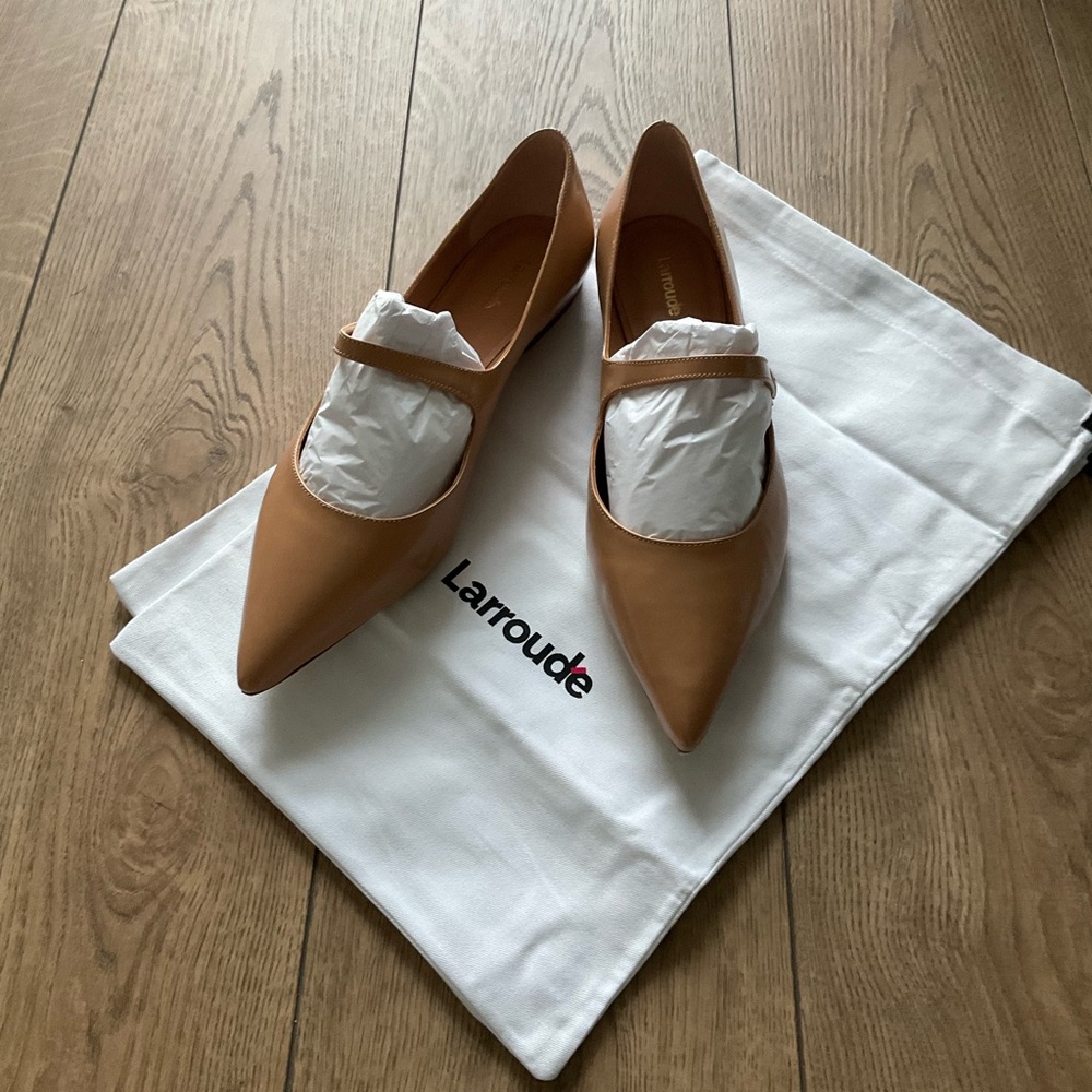Larroude Blair Brown Ballet Flat